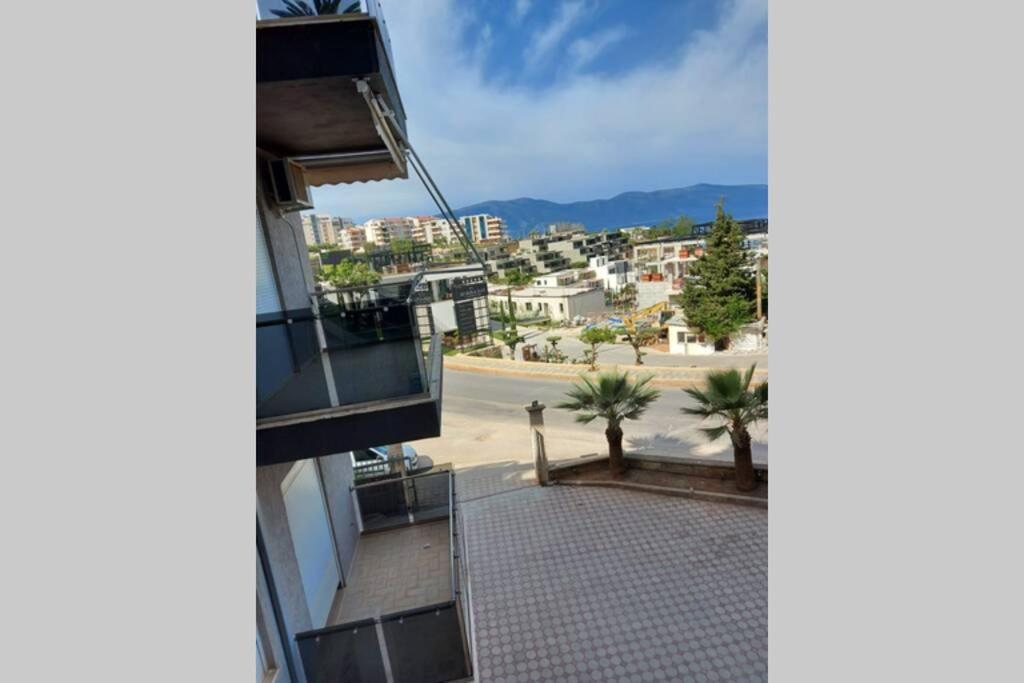 Darla Sea View Apartment Vlorë Exterior foto